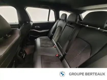 Photo 12 BMW Serie 3 Série 3 Touring 318iA 156ch M Sport