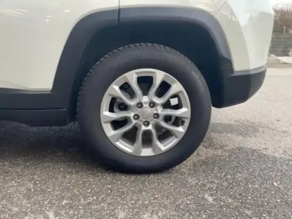 Photo 10 Jeep Compass  1.3 Turbo T4 190ch PHEV 4xe Limited AT6 eAWD