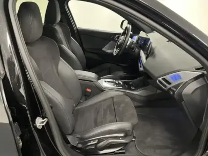 Photo 9 BMW Serie 1 Série 1 120A 170ch M Sport DKG7