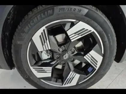 Photo 9 Renault Symbioz  1.6 E-Tech full hybrid 145ch Iconic