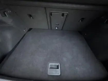 Photo 7 Volkswagen Golf  2.0 TDI SCR 150ch R-Line DSG7