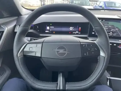 Photo 14 Opel Grandland  1.2 Turbo Hybrid 145ch GS e-DCT6