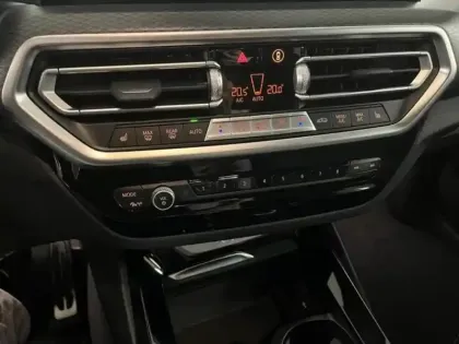 Photo 11 BMW X3  xDrive30e 292ch M Sport