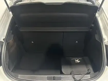 Photo 5 Peugeot 208  e- 136ch Allure Pack