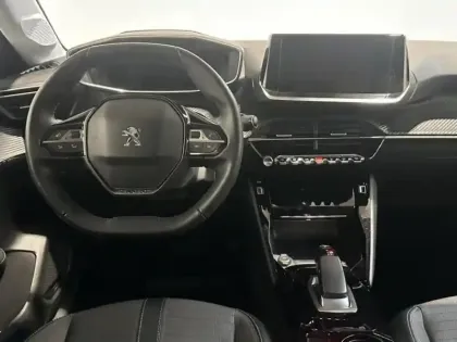 Photo 7 Peugeot 208  e- 136ch Allure Pack