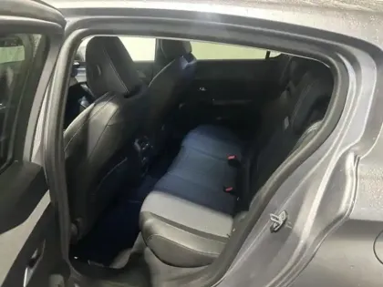 Photo 8 Peugeot 308  PHEV 180ch Allure Pack e-EAT8