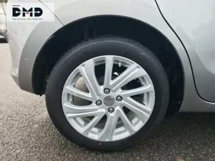 Photo 12 Suzuki Swift  1.2 Dualjet Hybrid 83ch Privilège