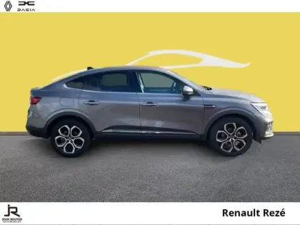 Photo 12 Renault Arkana  1.6 E-Tech 145ch Intens -21B
