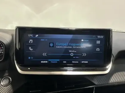 Photo 13 Peugeot 208  1.2 PureTech 100ch S&S Active