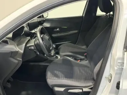 Photo 8 Peugeot 208  1.2 PureTech 100ch S&S Active