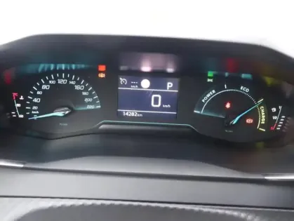 Photo 12 Peugeot 208  1.2 Hybrid 100ch Style e-DCS6