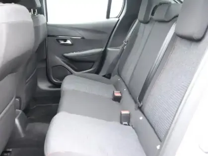 Photo 9 Peugeot 208  1.2 Hybrid 100ch Style e-DCS6