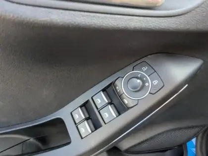 Photo 11 Ford Puma  1.0 Flexifuel 125ch S&S mHEV ST-Line X