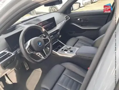 Photo 14 BMW Serie 3 Série 3 Touring 330eA 292ch M Sport