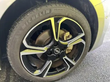 Photo 11 Opel Corsa  1.2 Turbo 100ch GS