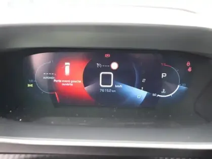 Photo 12 Peugeot 2008  1.2 PureTech 130ch S&S Allure Pack EAT8