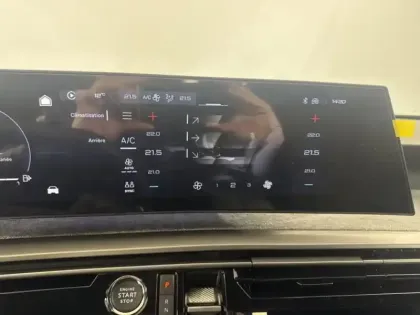 Photo 14 Peugeot 5008  Hybrid 145ch Allure e-DCS6