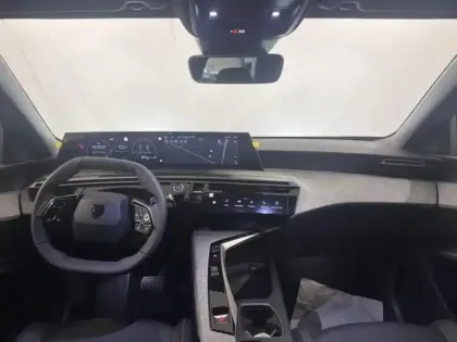 Photo 8 Peugeot 5008  Hybrid 145ch Allure e-DCS6