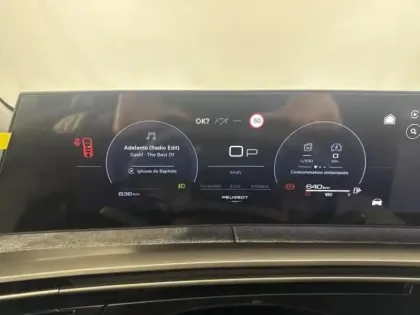 Photo 12 Peugeot 5008  Hybrid 145ch Allure e-DCS6