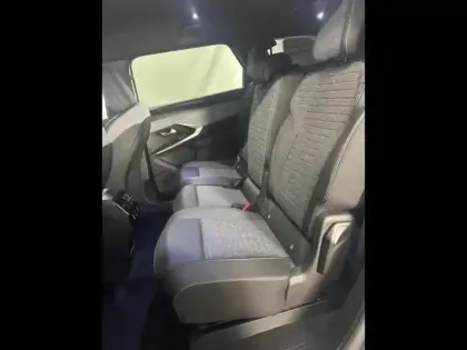 Photo 9 Peugeot 5008  Hybrid 145ch Allure e-DCS6