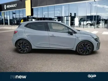 Photo 6 Renault Clio  1.6 E-Tech 145ch full hybrid esprit Alpine - 24