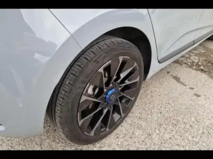 Photo 12 Renault Clio  1.6 E-Tech 145ch full hybrid esprit Alpine - 24