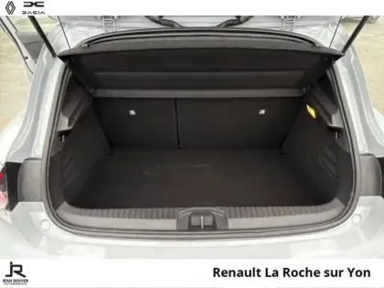 Photo 6 Renault Clio  1.6 E-Tech 145ch full hybrid esprit Alpine - 25