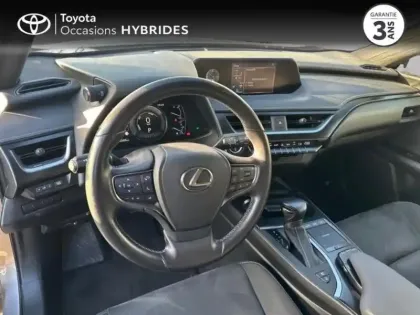 Photo 7 Lexus UX  250h 2WD Premium Edition MY21
