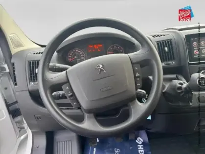 Photo 11 Peugeot Boxer  CCb L3 3.5 Maxi 140ch S&S