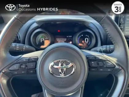 Photo 12 Toyota Yaris  116h Design 5p MY22
