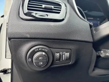 Photo 14 Jeep Compass  1.3 T4 150ch Limited 4x2 DDCT6