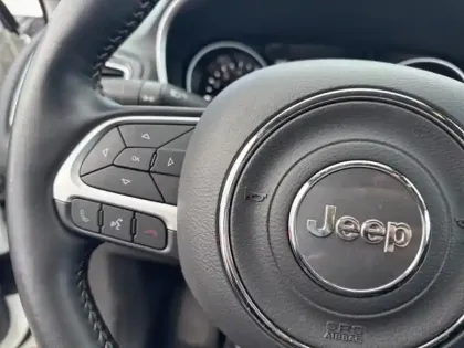 Photo 12 Jeep Compass  1.3 T4 150ch Limited 4x2 DDCT6