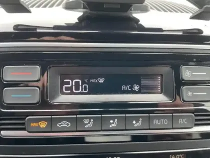 Photo 13 Skoda Citigo  1.0 MPI 75ch Monte-Carlo 5p