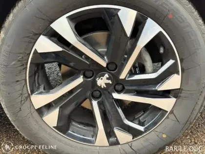 Photo 10 Peugeot 2008  1.2 PureTech 100ch S&S Allure 5cv