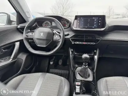 Photo 7 Peugeot 2008  1.2 PureTech 100ch S&S Allure 5cv