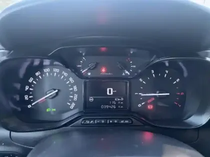 Photo 11 Citroën C3  1.2 PureTech 110ch S&S Shine 120-123g