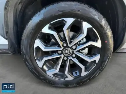 Photo 10 Toyota Yaris  Cross 130h Design Pack MY25