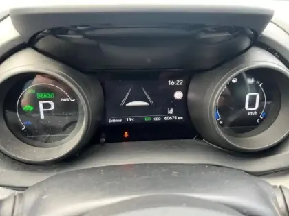 Photo 27 Toyota Yaris  Cross 116h Dynamic Business + Programme Beyond Zero Academy MY21