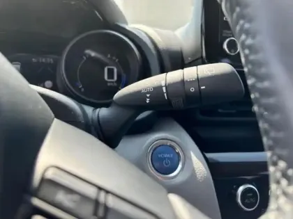 Photo 13 Toyota Yaris  Cross 116h Dynamic Business + Programme Beyond Zero Academy MY21