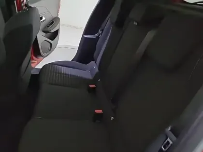 Photo 11 Peugeot 208  PureTech 100 S&S BVM6