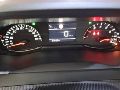 Photo 9 Peugeot 208  PureTech 100 S&S BVM6