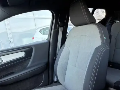 Photo 16 Volvo Xc40  T4 Recharge 129+82 ch DCT7