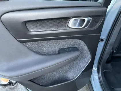 Photo 27 Volvo Xc40  T4 Recharge 129+82 ch DCT7