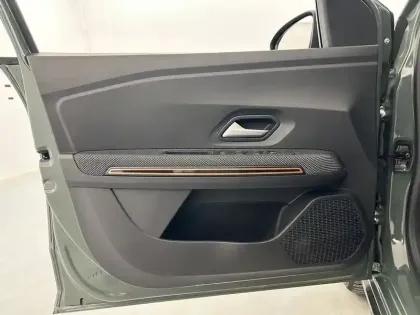 Photo 28 Dacia Sandero  ECO-G 100 GSR2