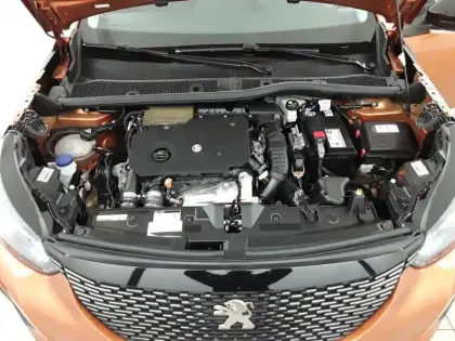 Photo 48 Peugeot 2008  BlueHDi 130 S&S EAT8