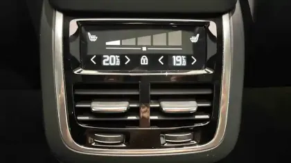 Photo 18 Volvo Xc90  T8 AWD Hybride Rechargeable 455 ch Geartronic 8 7pl