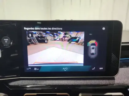 Photo 12 Renault 4 Renault  E-Tech Electrique 150 ch autonomie confort