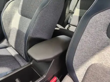 Photo 16 Renault 4 Renault  E-Tech Electrique 150 ch autonomie confort