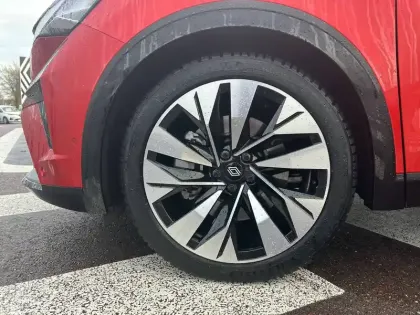 Photo 10 Renault Rafale  E-Tech full hybrid 200ch