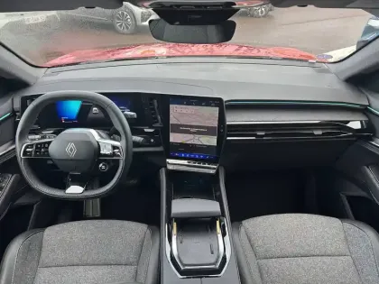 Photo 15 Renault Rafale  E-Tech full hybrid 200ch